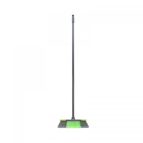 Sweeping rubber broom