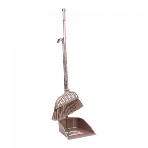 Plastic broom dust pan