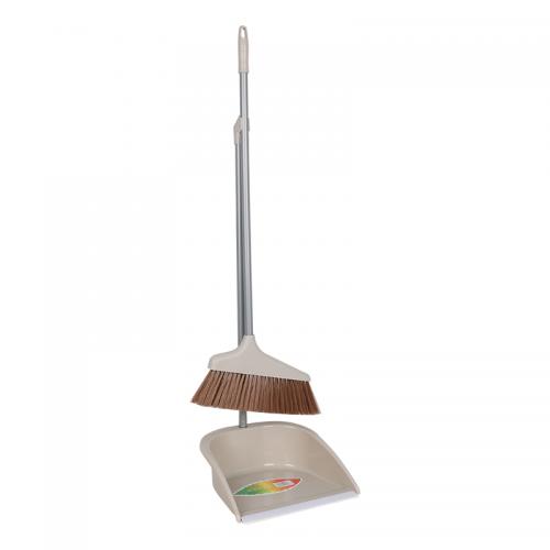 Plastic broom dust pan