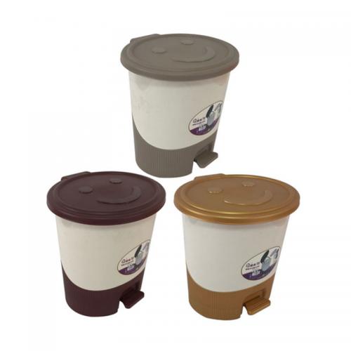 Round step trash can